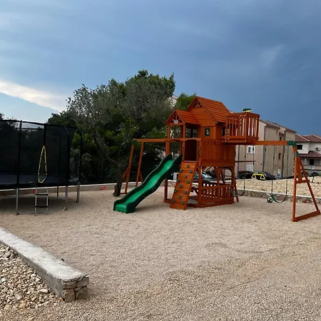 Olson - Village Twins Vikendica *