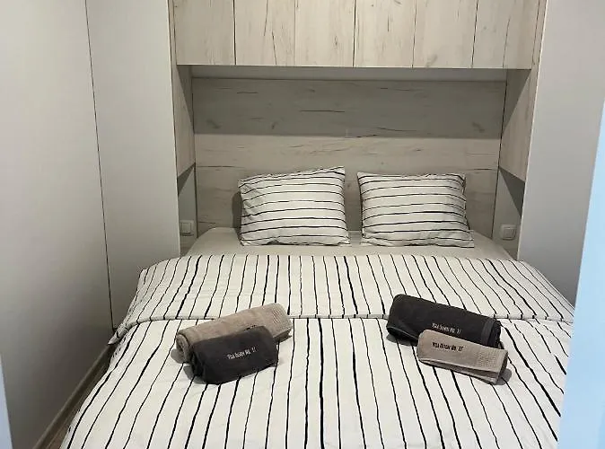 Olson - Village Twins * Pakoštane